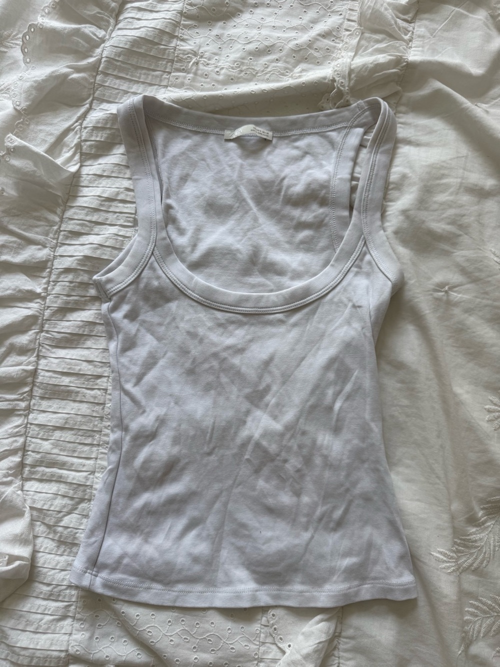Zara White Scoop Neck Tank Top